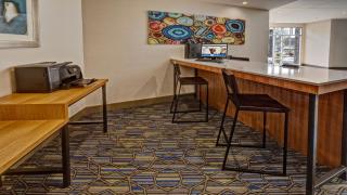 Holiday Inn Express Louisville Airport Expo Center by IHG - 9