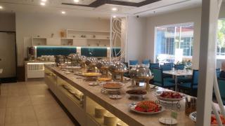 Harbour View Hotel - Kuching - 9