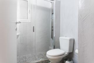 Syntagma private sweet safe double rooms with shared bathroom - 5