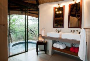Leopard Mountain Safari Lodge - 6