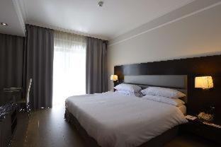 Ramada by Wyndham Downtown Beirut - Beirut - 2