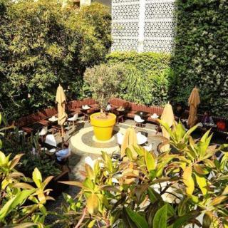 Boutique Hotel Gauthier Restaurant Terrasse - 8