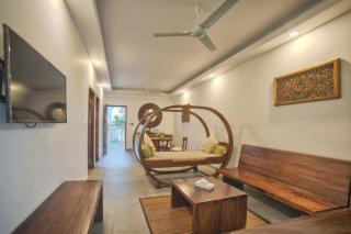 Elixir Hills Suites Resort and Spa - Munnar - 3