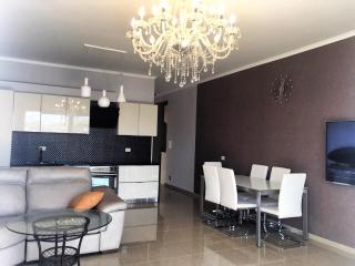 Royal Queen and King Luxury apartment - Sarandë - 8