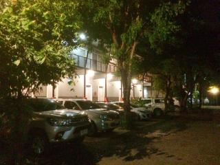 บ้านพระจันทร์ รีสอร์ท - 8