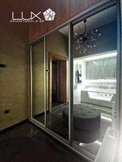 Lux A28 - 3
