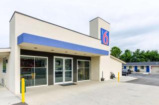Motel 6-Troutville, VA - Troutville - 0