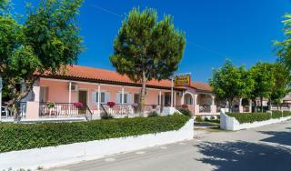 Roussa's Apartments - Laganas - 8