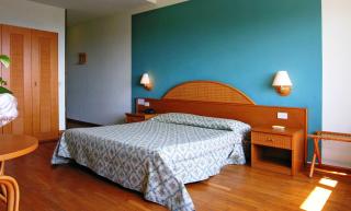Hotel Cavalieri - Passignano sul Trasimeno - 8