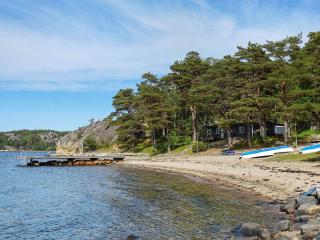 4 person holiday home in STRÖMSTAD - Strömstad - 7