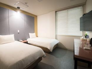 Champion Hotel - 2