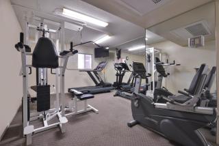 Best Western Plus King's Inn and Suites - 7