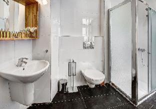 4 Arts Apartments by Adrez - Prague - 5