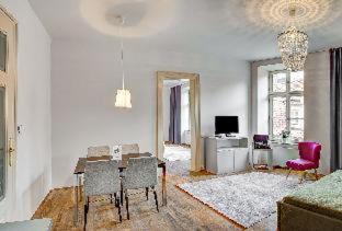 4 Arts Apartments by Adrez - Prague - 3