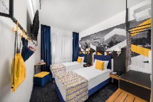 D8 Hotel - 7