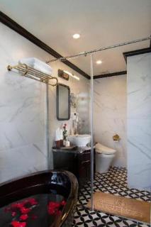 Athena Royal Cruise - Luxury in Halong Bay - 2