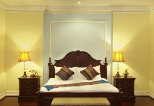 Villa Santi Hotel - Luang Prabang - 9