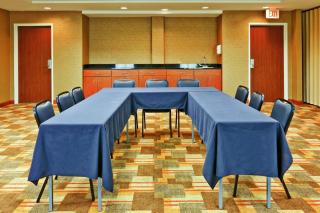 Holiday Inn Express Hotel & Suites Memphis/Germantown by IHG - 1