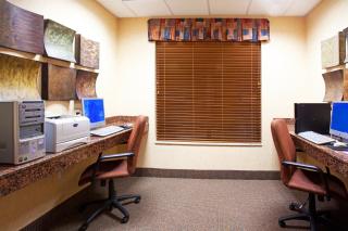 Holiday Inn Express Hotel & Suites Tooele by IHG - Tooele - 1