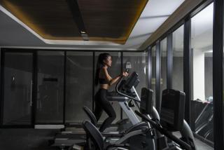 Amanta Hotel & Residence Sathorn - 3