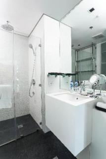 The Alpha Suites - Manila - 1