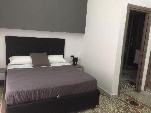 MB95 - Mezzocannone Luxurious Bed&Breakfast - 6