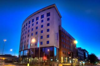 Leonardo Hotel London Watford - Watford - 9