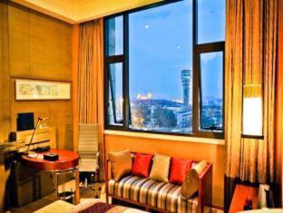 Chengdu Joyhub Air Hotel - 2