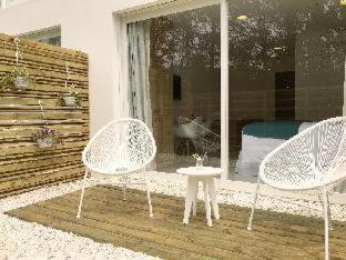Live Hotel Boutique (Adults only) - 3