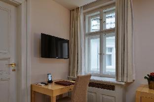 Ventana Hotel Prague - Praga - 5