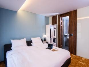 Hotel Leo - 2