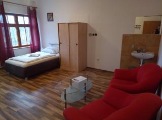 Penzion u Náhonu - Město Touškov - 3