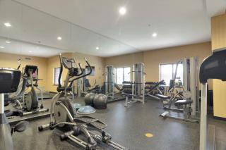 Holiday Inn Express Hotel & Suites DFW West - Hurst by IHG - Hurst - 1