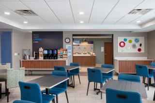 Holiday Inn Express Hotel & Suites Columbus by IHG - Columbus - 8