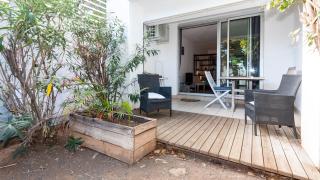 Grand T1 avec terrasse à 5min des plages et 400m de St Gilles Les Bains - Saint-Gilles-les-Bains - 9