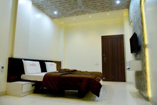 Hotel Pushpak - Satara - 3