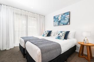Four Seasons Villa Queenstown by MyHolidays - 4