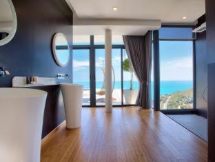 Villa Seawadee - luxurious, award-winning design Villa with amazing panoramic seaview - 9