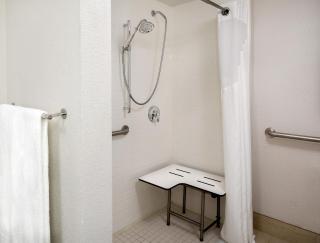 Holiday Inn Express Chesapeake - Norfolk by IHG - Chesapeake - 3