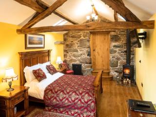 The Wayside and Whisky Barn - Whitbeck - 9
