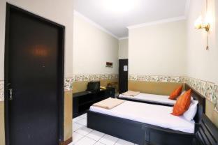 Hotel Wisata - Salaman - 2