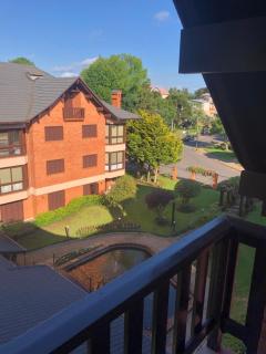 Apartamento Duplex 3 quartos com piscina aquecida - Gramado - 0