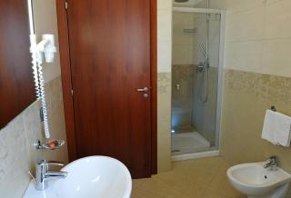 Gullo Hotel - 3