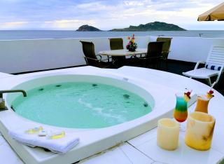 Coral Island Beach View Hotel - 3