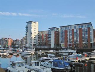 Saltwater Apartment at Marina Swansea City Centre - Swansea - 9