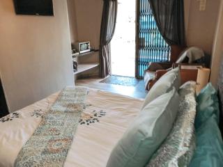 Bosveld In Die Stad Lodge - 4