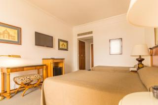Hotel Libertador - 5