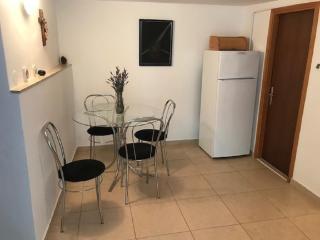 Apartment Anna - Pirovac (Slosella) - 1