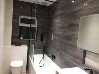 Double Bedroom, Kings Lynn, New Renovated Bathroom - 7