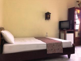 Dong Loi Hotel - Hue - 2